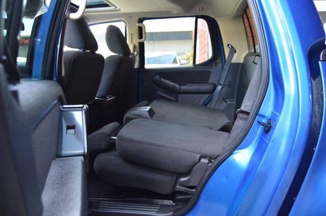 Used 2010 Ford Explorer Sport Trac XLT AWD/4WD image 4
