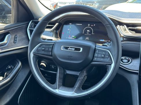 Certified 2023 Jeep Grand Cherokee 4WD 4xe image 23