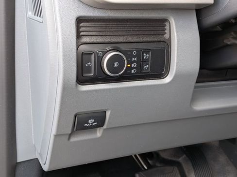 Used 2024 Ford F250 XL AWD/4WD image 15