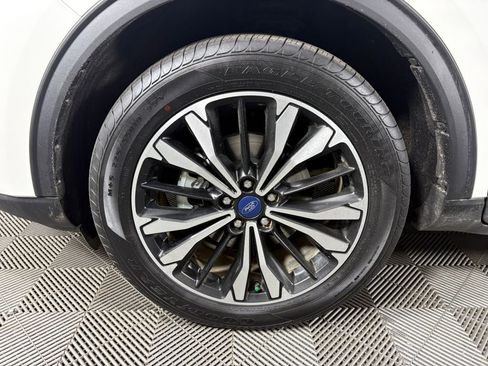 Certified 2022 Ford Escape SEL w/ SEL Stealth AWD Package image 11