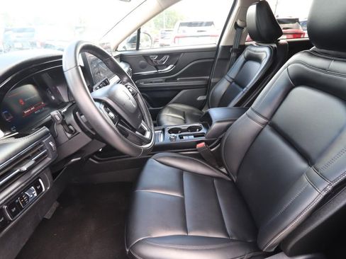 Used 2025 Lincoln Corsair FWD image 2