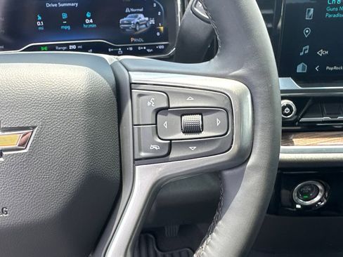 Used 2024 Chevrolet Silverado 1500 LT AWD/4WD image 27