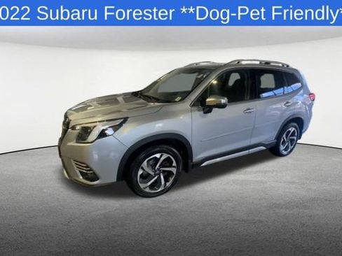 Used 2022 Subaru Forester Touring image 4