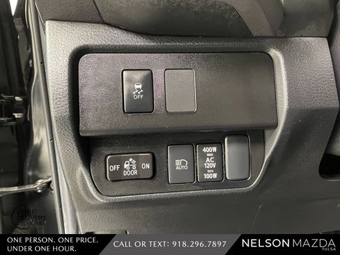 Used 2022 Toyota Tacoma TRD Off-Road image 22