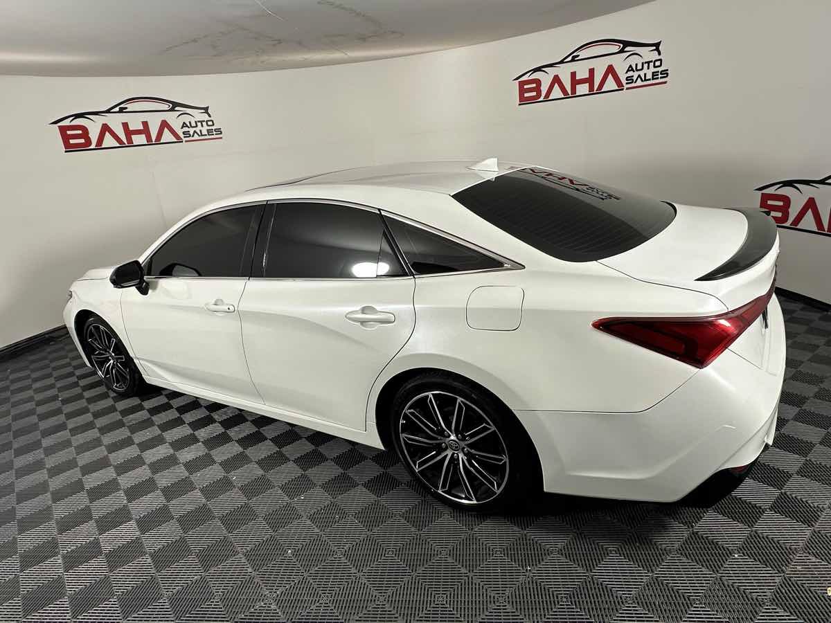 Used 2021 Toyota Avalon Touring w/ Advanced Safety Package FWD image 5