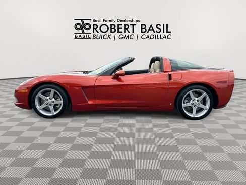 Used 2006 Chevrolet Corvette Coupe w/ Preferred Equipment Group RWD image 5