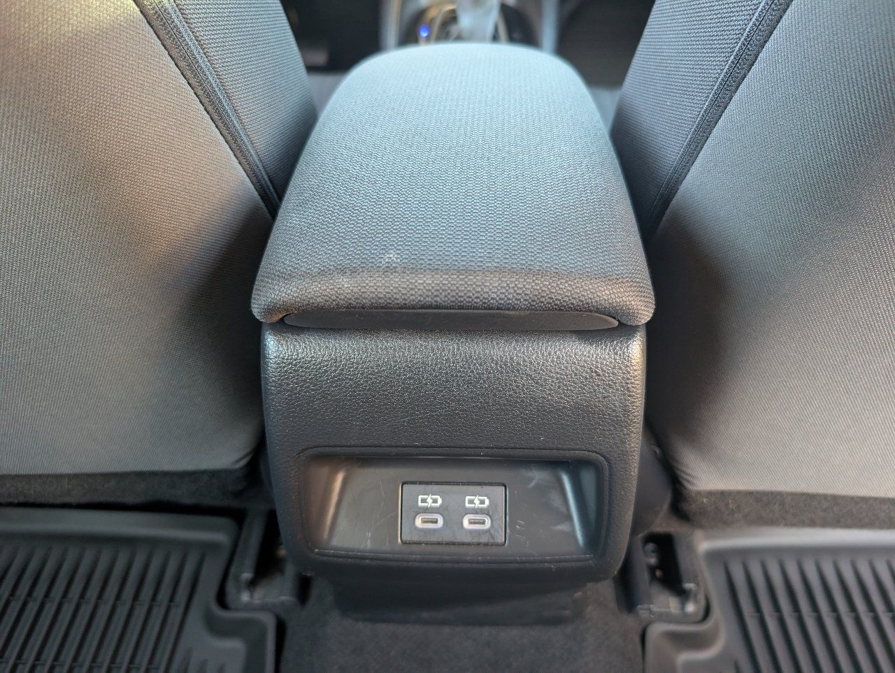 Used 2024 Toyota Corolla LE FWD image 7