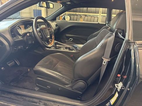 Used 2018 Dodge Challenger T/A image 7