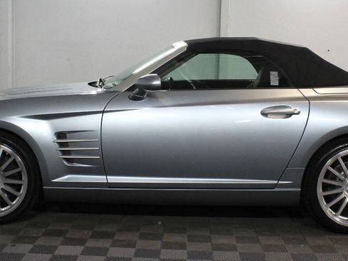 Used 2005 Chrysler Crossfire SRT-6 RWD image 6