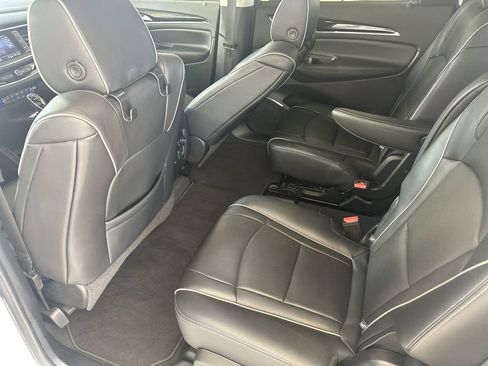 Used 2021 Buick Enclave Avenir w/ Avenir Technology Package image 31