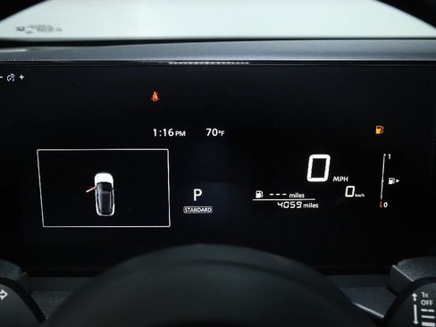 Certified 2025 Nissan Kicks SV AWD/4WD image 26