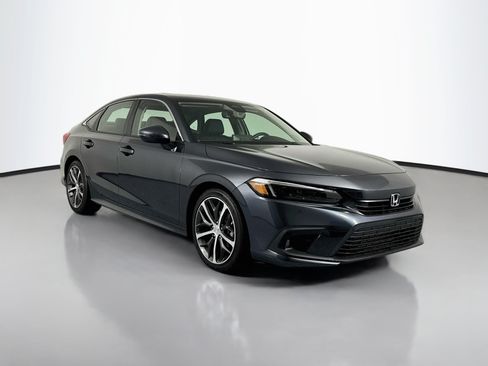Certified 2023 Honda Civic Touring image 3