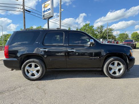 Used 2008 Chevrolet Tahoe LTZ w/ LTZ Preferred Equipment Group AWD/4WD image 17