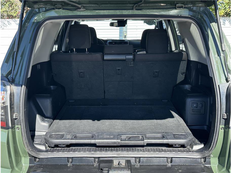 Used 2021 Toyota 4Runner Trail Special Edition AWD/4WD image 31