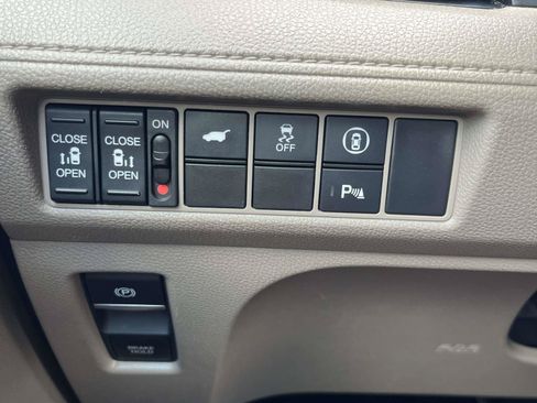 Used 2021 Honda Odyssey Elite image 20