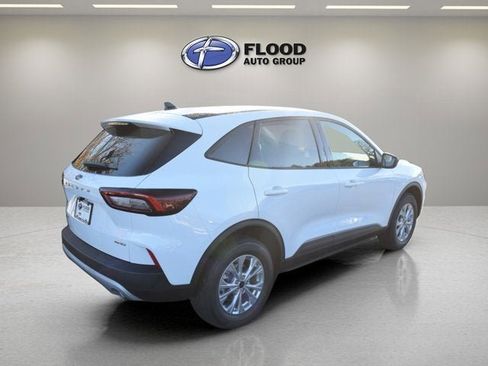 New 2026 Ford Escape Active w/ Cold Weather Package image 2
