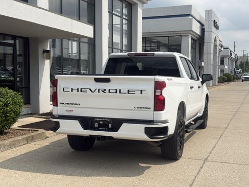 Used 2023 Chevrolet Silverado 1500 Custom w/ LPO, Dark Essentials Package AWD/4WD image 5