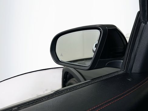 Used 2020 Mercedes-Benz GLB 250 GLB 250 image 16