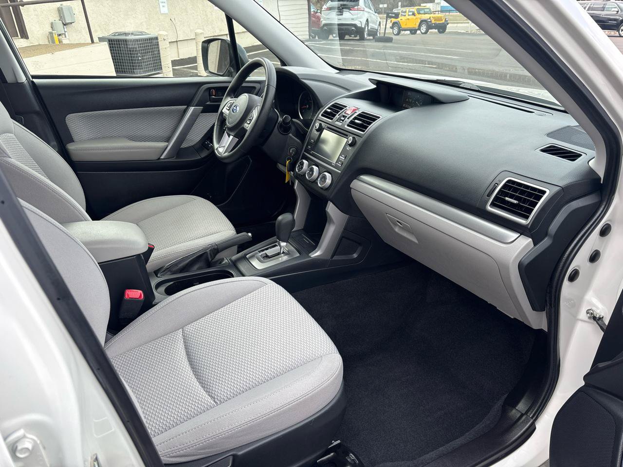 Used 2018 Subaru Forester 2.5i w/ Alloy Wheel Package AWD/4WD image 28