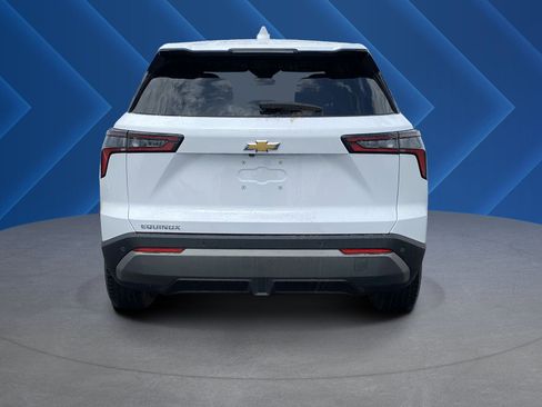 Used 2025 Chevrolet Equinox LT FWD image 4