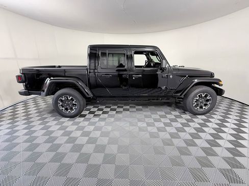 New 2026 Jeep Gladiator Sport image 8