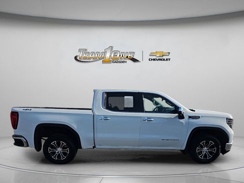 Used 2024 GMC Sierra 1500 SLT image 10