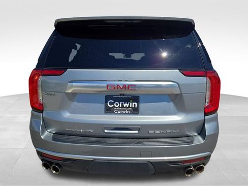 Used 2024 GMC Yukon XL Denali AWD/4WD image 11