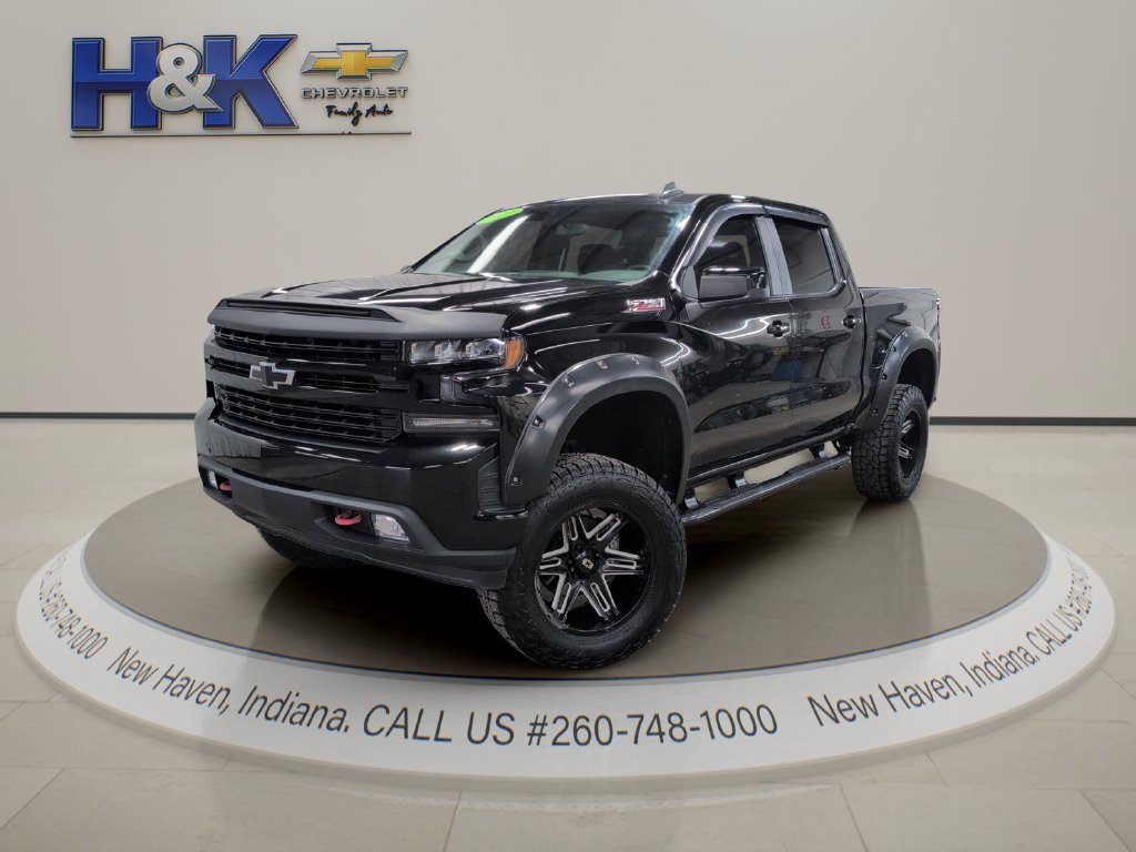 Used 2021 Chevrolet Silverado 1500 RST AWD/4WD image 3