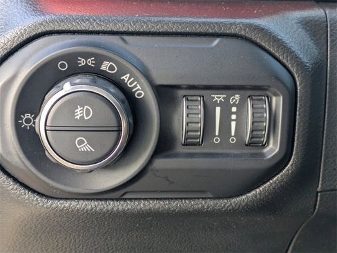 Used 2021 Jeep Gladiator Rubicon image 27