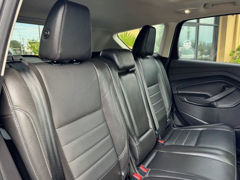 Used 2015 Ford Escape Titanium AWD/4WD image 21