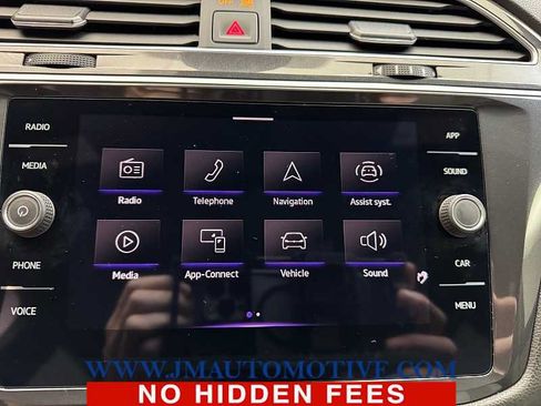 Used 2024 Volkswagen Tiguan SE R-Line AWD/4WD image 28