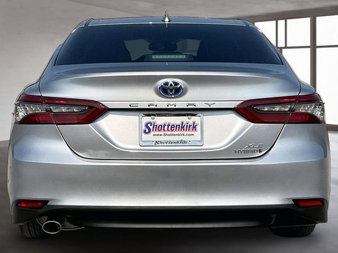 Used 2024 Toyota Camry XLE FWD image 5