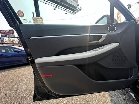 Used 2025 Hyundai Sonata SEL FWD image 18