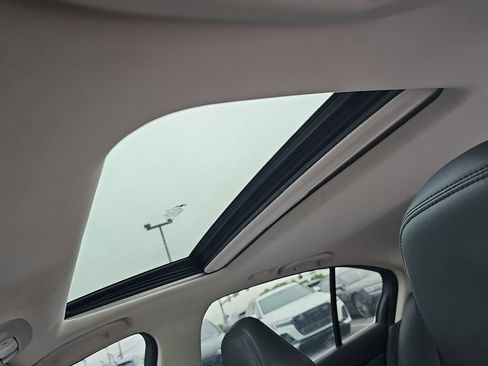 Used 2020 INFINITI Q50 Luxe w/ Essential Package (3.0T Luxe) AWD/4WD image 11