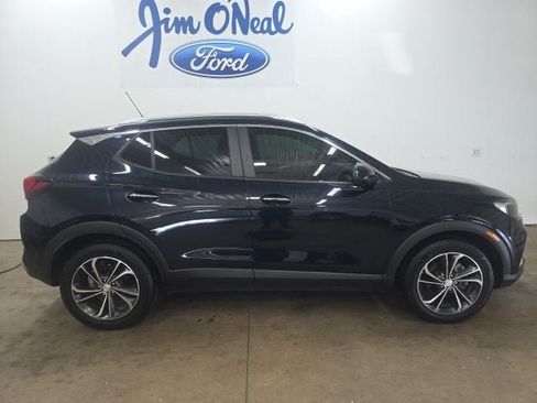 Used 2021 Buick Encore GX Select FWD image 2