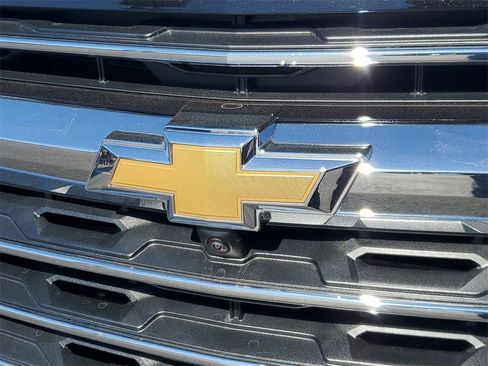 New 2026 Chevrolet Traverse LT w/ Driver Confidence Package image 32