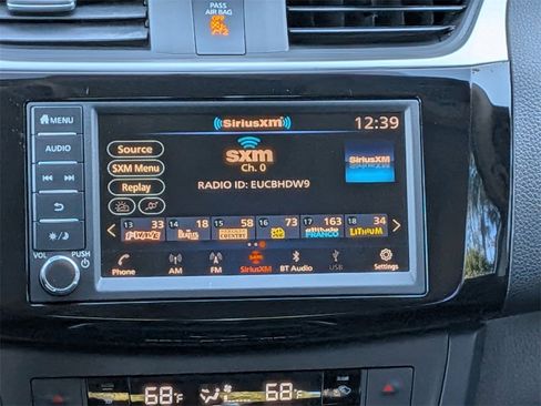 Used 2019 Nissan Sentra SV image 18