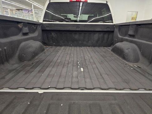 Used 2018 Chevrolet Silverado 1500 Custom w/ Custom Value Package image 39