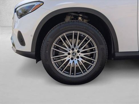 Certified 2026 Mercedes-Benz GLC 300 image 10