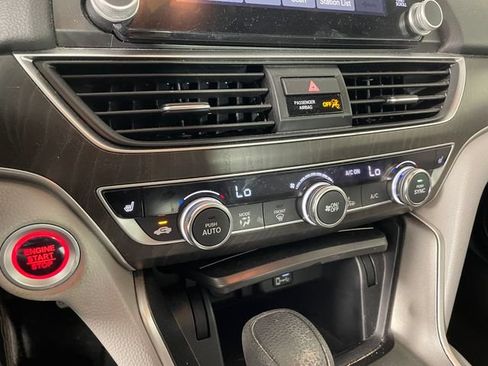 Used 2019 Honda Accord EX image 8