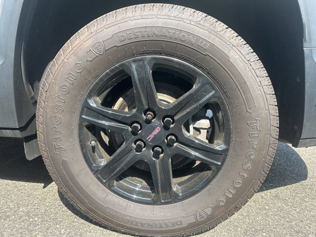 Used 2023 GMC Acadia AT4 w/ Trailering Package AWD/4WD image 9