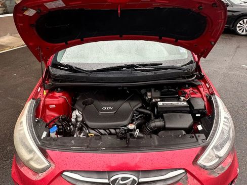 Used 2017 Hyundai Accent SE image 9