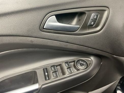 Used 2019 Ford Escape SE AWD/4WD image 11