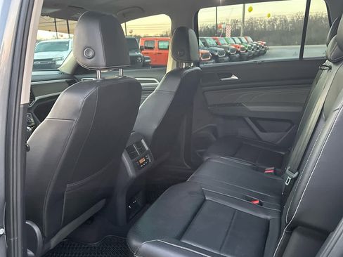 Used 2022 Volkswagen Atlas SE image 13