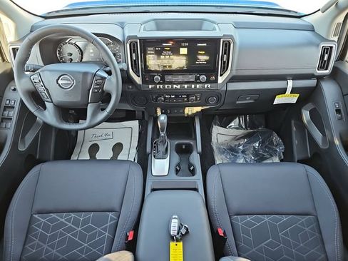 New 2026 Nissan Frontier SV w/ SV Convenience Package RWD image 9