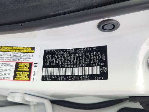 Used 2025 Toyota Camry LE image 29