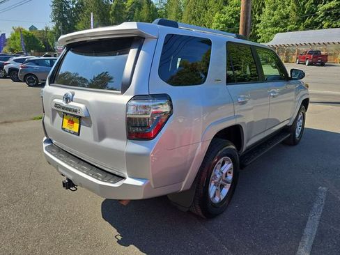 Used 2024 Toyota 4Runner SR5 image 6