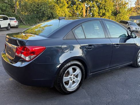 Used 2015 Chevrolet Cruze LS image 5