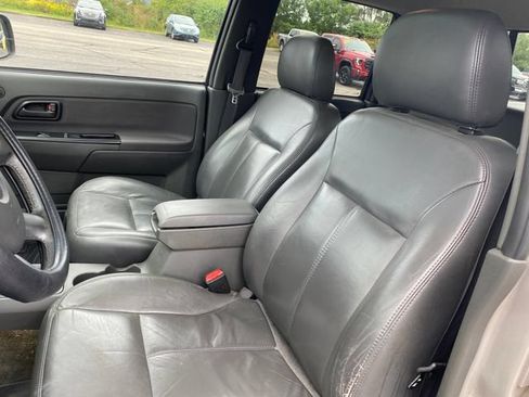 Used 2006 GMC Canyon SLT w/ SLT Preferred Equipment Group AWD/4WD image 6