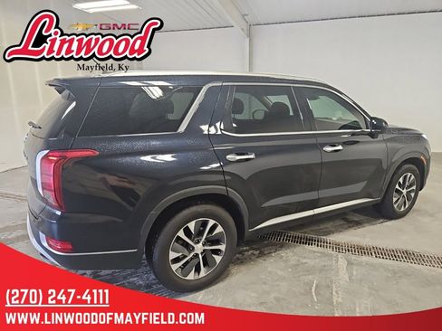 Used 2020 Hyundai Palisade SEL FWD image 2